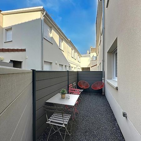Apartament Le Sacre - Centre - Cour Privative - Parking Reims Zewnętrze zdjęcie