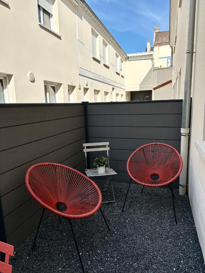 Apartament Le Sacre - Centre - Cour Privative - Parking Reims Zewnętrze zdjęcie