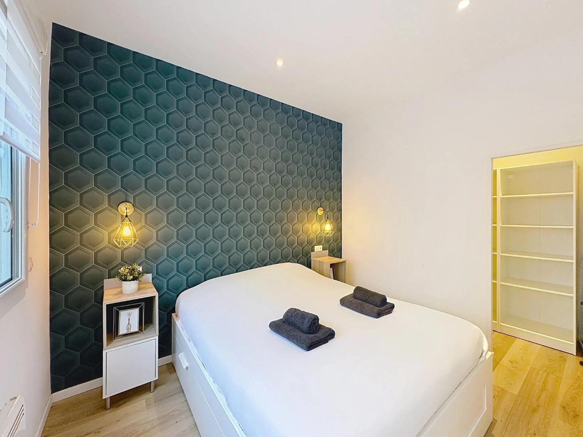 Apartament Le Sacre - Centre - Cour Privative - Parking Reims Zewnętrze zdjęcie